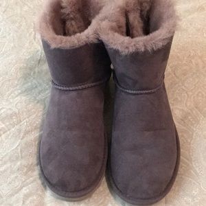 Ugg women boots